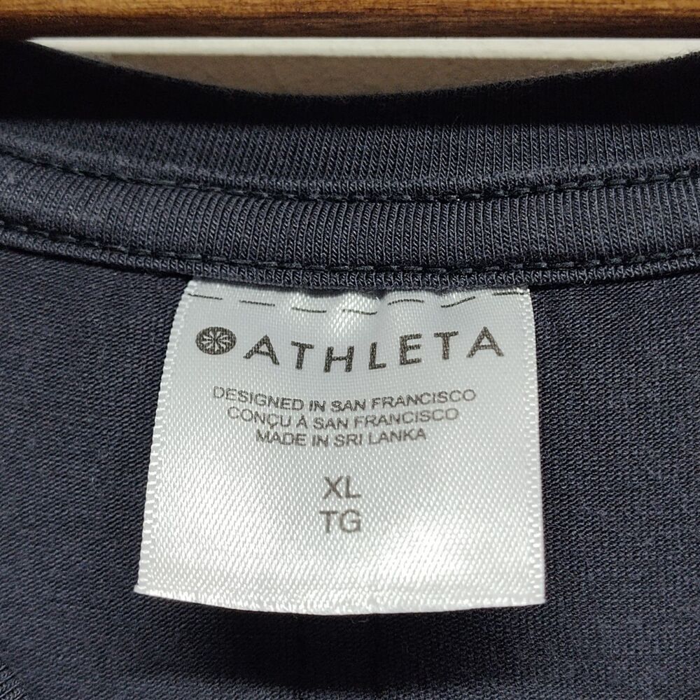Athleta 2 Shirts Bundle Women Size XL Black Maroon Short Sleeve Stretch Active - Picture 7 of 16